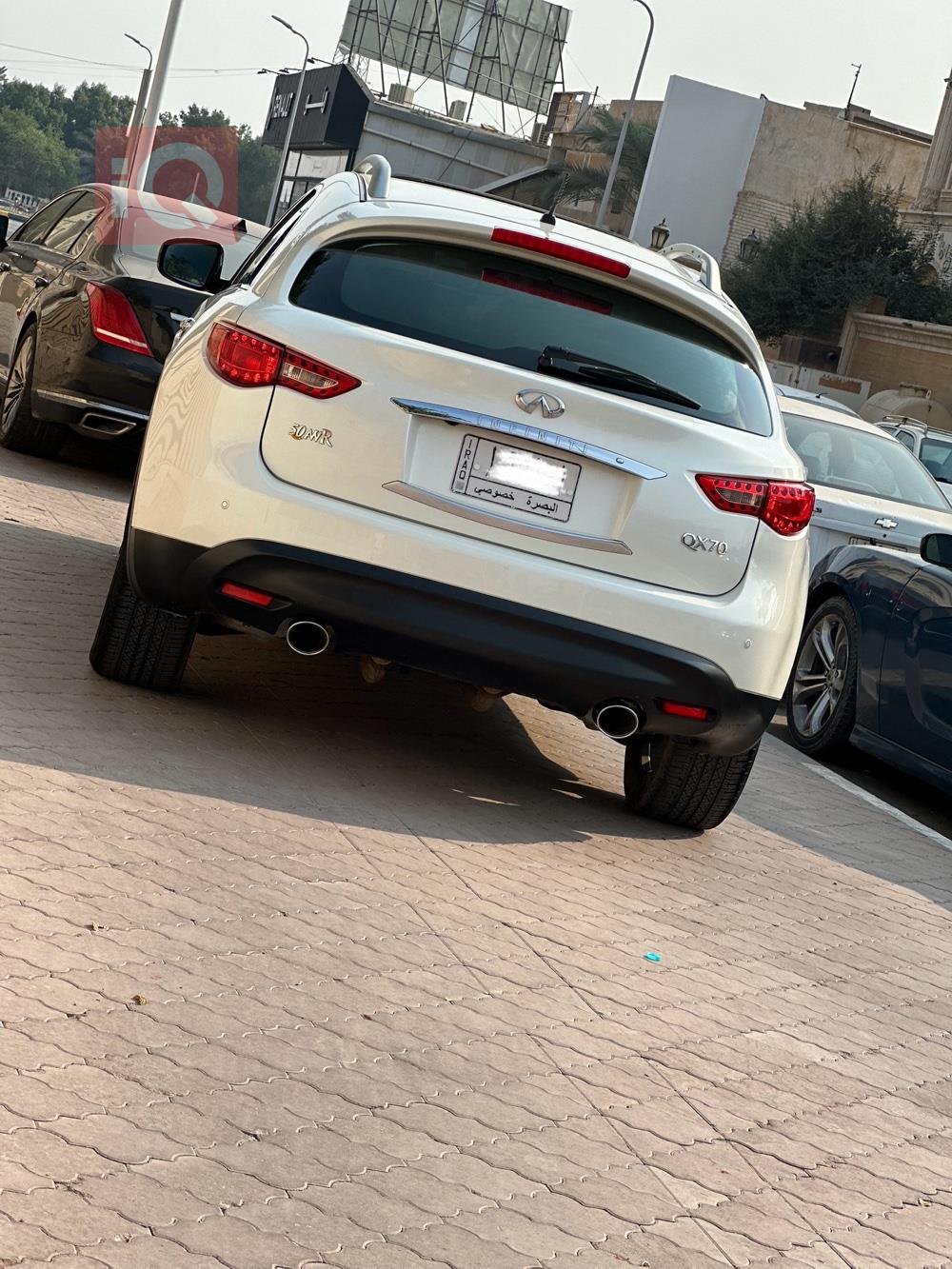 ئینفینیتی QX70